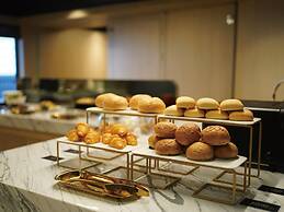 Roaders Plus Hotel Taipei Station