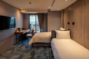 Roaders Plus Hotel Taipei Station