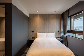 Roaders Plus Hotel Taipei Station