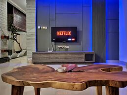 Maja Villa Batubelig by Pramana Villas