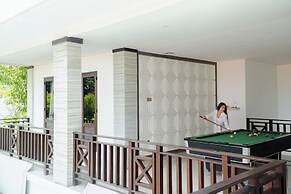 Maja Villa Batubelig by Pramana Villas