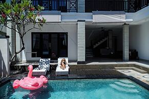 Maja Villa Batubelig by Pramana Villas