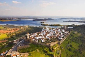 Lovely 3-bed House in Reguengos de Monsaraz