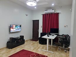 Smart 3 bed Apartment With Fast Wi-fi & 24hr Light