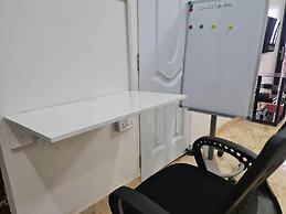 Smart 3 bed Apartment With Fast Wi-fi & 24hr Light