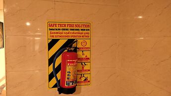 Sri Maharaja Residency