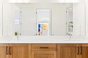 Villa #30 At Bloomington Country Club 4 Bedroom Townhouse by RedAwning