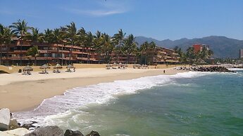 Los Tules Mexican Resort