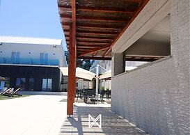 Hotel Lena Village