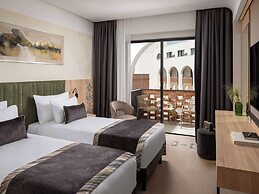 Mercure Conacul Cozieni