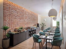 Mercure Conacul Cozieni