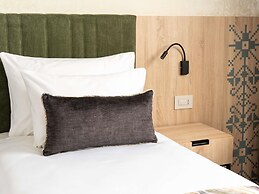 Mercure Conacul Cozieni