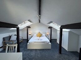 Sun Street ApartHotel