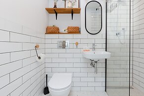 Warsaw Stawki Cosy Apartment by Renters