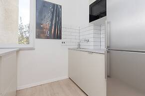 Warsaw Stawki Cosy Apartment by Renters