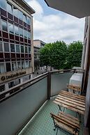 Luxury Apartment With Balcony