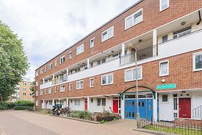 3 Bed Flat, Dedicated Workspace, Parking, 4KTV