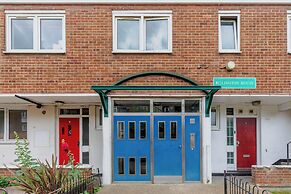 3 Bed Flat, Dedicated Workspace, Parking, 4KTV