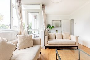 3 Bed Flat, Dedicated Workspace, Parking, 4KTV