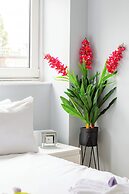 3 Bed Flat, Dedicated Workspace, Parking, 4KTV