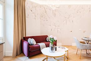 Dandelion Apartment - LoftAffair