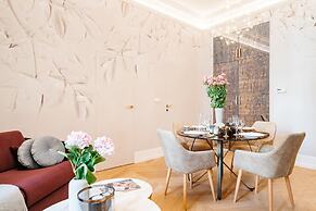 Dandelion Apartment - LoftAffair