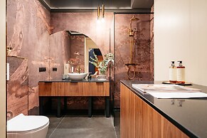 Dandelion Apartment - LoftAffair