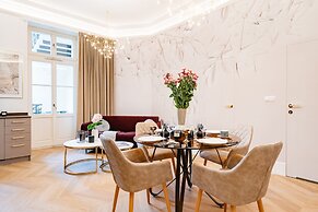 Dandelion Apartment - LoftAffair