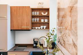 Dandelion Apartment - LoftAffair