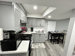 Luxury 2 bedroom 2 full baths rooms