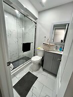 Luxury 2 bedroom 2 full baths rooms