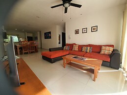 Luxury and Boutique Apartment by Bookhap