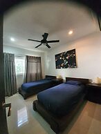 Luxury and Boutique Apartment by Bookhap