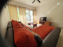 Luxury and Boutique Apartment by Bookhap