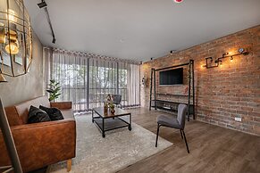 Apartment Olive Country Living by HOUSY HOST