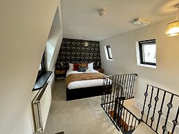 Cosy Oasis in the Heart of Clifton Village