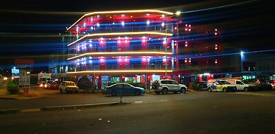 Transit hotel