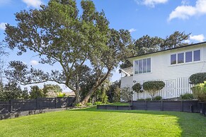 Grey Lynn - Grandeur - Cafe Lifestyle