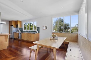 Grey Lynn - Grandeur - Cafe Lifestyle