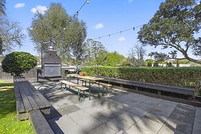 Grey Lynn - Grandeur - Cafe Lifestyle