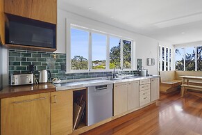 Grey Lynn - Grandeur - Cafe Lifestyle