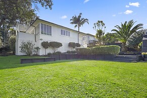 Grey Lynn - Grandeur - Cafe Lifestyle