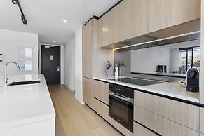 Modern & elegant living Wynyard Quarter