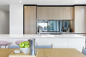 Modern & elegant living Wynyard Quarter