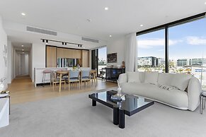 Modern & elegant living Wynyard Quarter