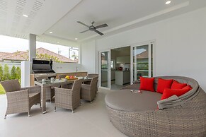 Private 3 Bedroom Pool Villa MS22