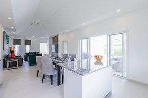 Private 3 Bedroom Pool Villa MS22