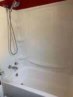 Cute Cozy and Cheerful 3 Bedroom House