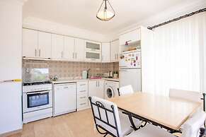 Invigorating Villa With Shared Pool in Kas