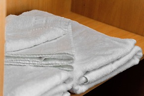 Royal Square Hotel - BHX & NEC